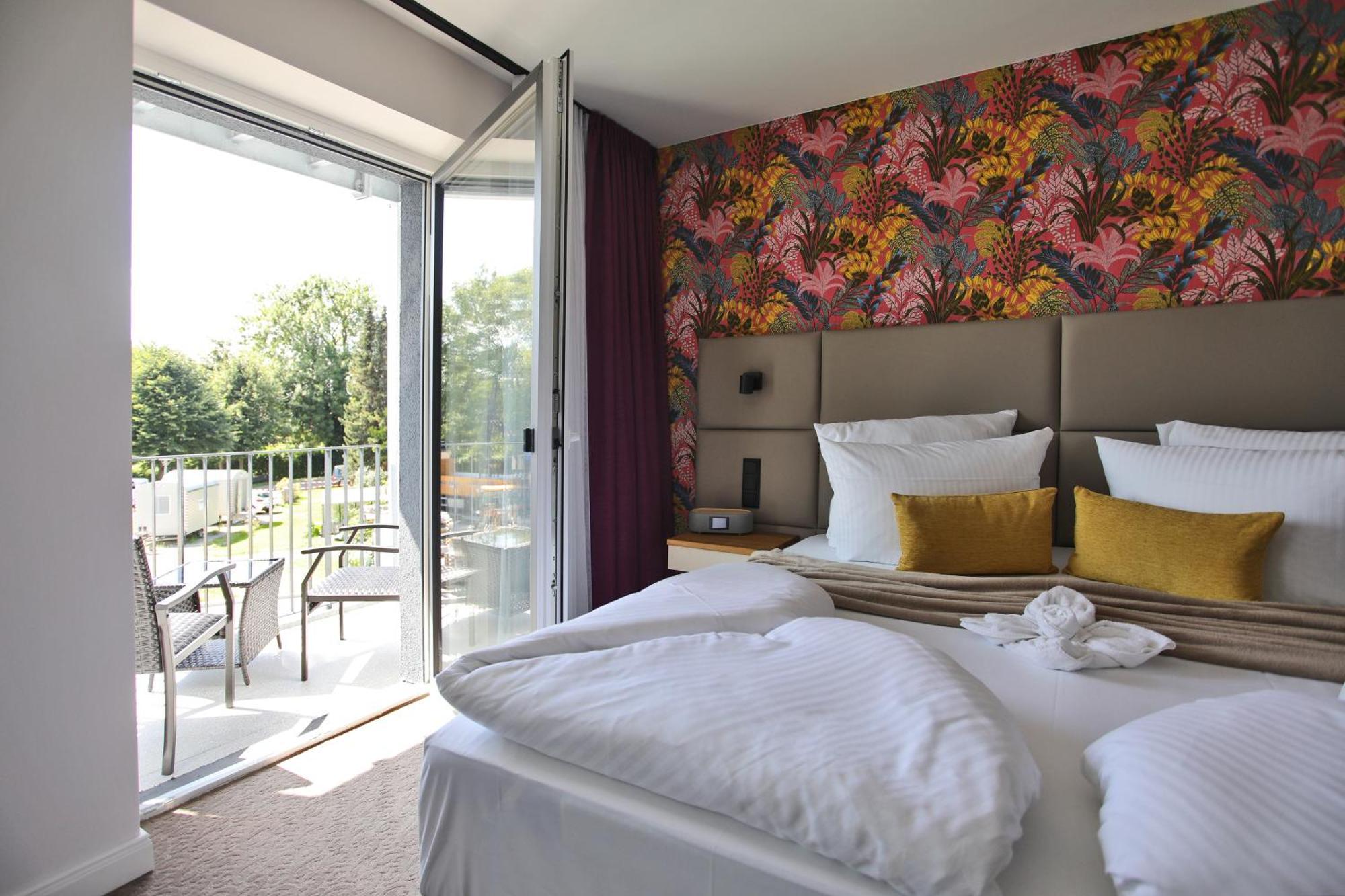 Hotel Sandbank & *